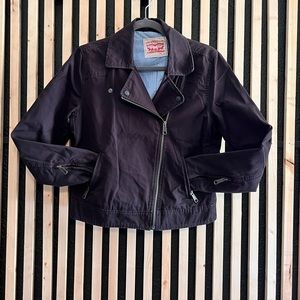 Levi’s cotton motto jacket size M